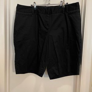 Set of 2 Lane Bryant walking shorts, Size 20